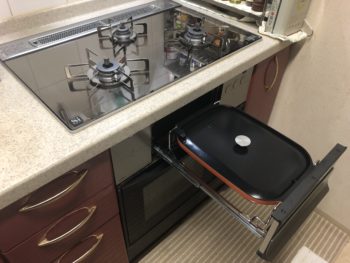 深さのあるキャセロールを使えば、煮物や蒸し物もできます。